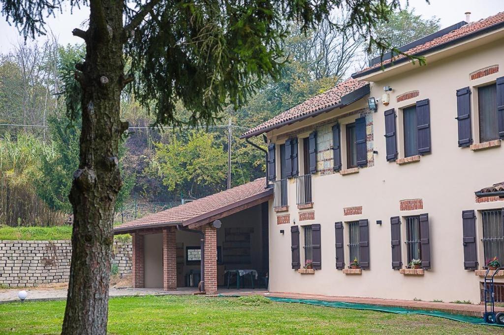Il Basin Bed & Breakfast Calliano  Ngoại thất bức ảnh