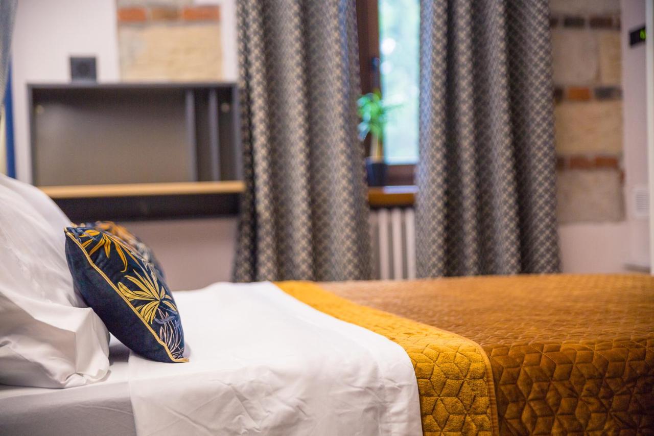 Il Basin Bed & Breakfast Calliano  Ngoại thất bức ảnh